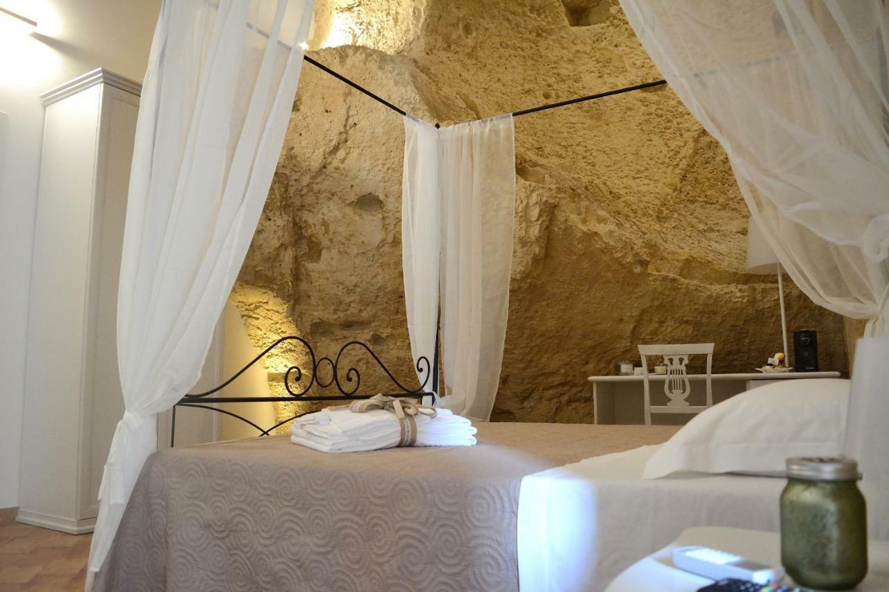 B&B Fontana La Stella กราวีนา อิน ปูเลีย ภายนอก รูปภาพ
